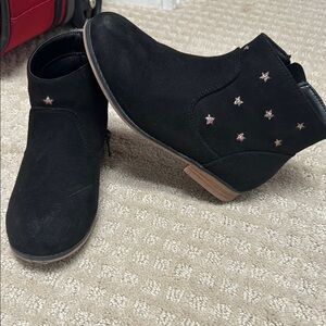 Cat & Jack Booties Size 12